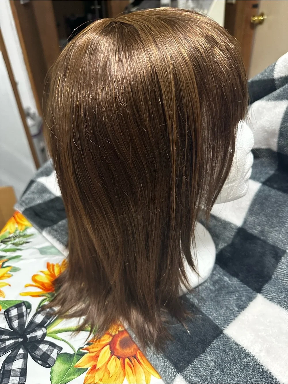 Brown Women’s Straight Synthetic Wig - Classic Style